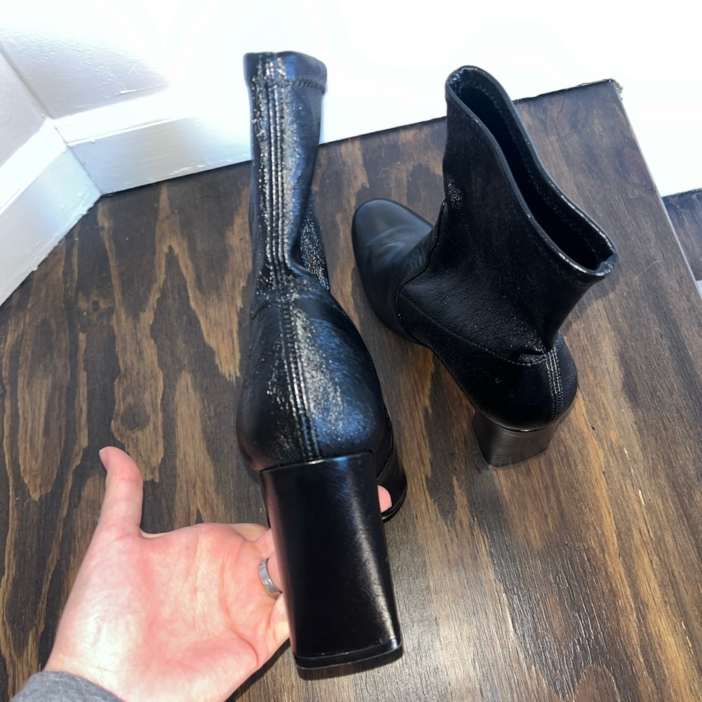 Stuart Weitzman Curveblock 100 Bootie - Picture 5 of 7
